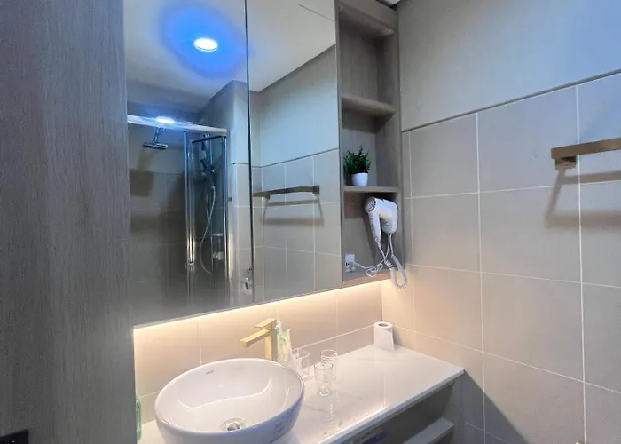 Edna Premier - Affordable Luxury In Mandaluyong Apartahotel