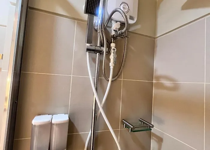 Edna Premier - Affordable Luxury In Mandaluyong Apartahotel Manila