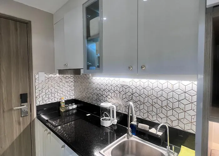 Edna Premier - Affordable Luxury In Mandaluyong Apartahotel 4*