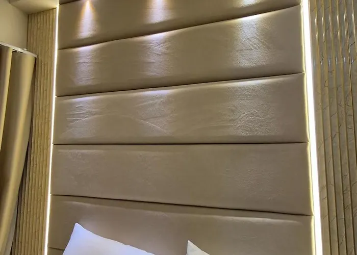 Edna Premier - Affordable Luxury In Mandaluyong 4*