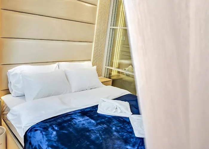 Edna Premier - Affordable Luxury In Mandaluyong Apartahotel Manila